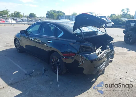 2018 Nissan Altima 2.5 S z USA, uszkodzony, nr VIN 1N4AL3AP5JC149311